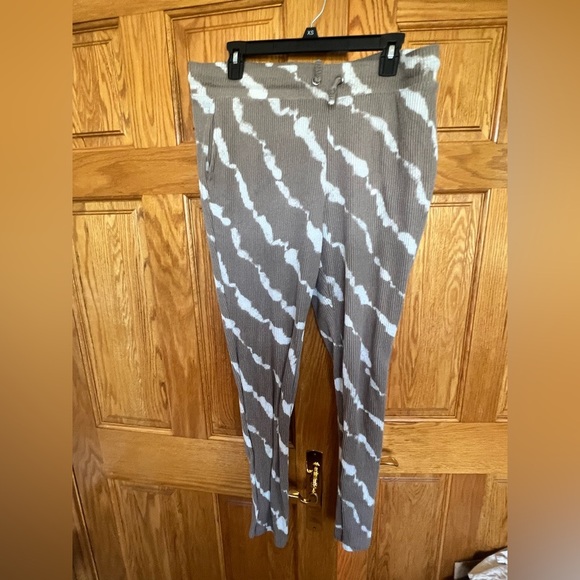 French Laundry - Pajama Pants/Loungewear - Picture 5 of 6